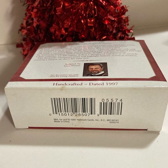 The Flight at Kitty Hawk: Sky's the Limit 1997 Hallmark Keepsake Ornament NIB - Picture 4 of 5